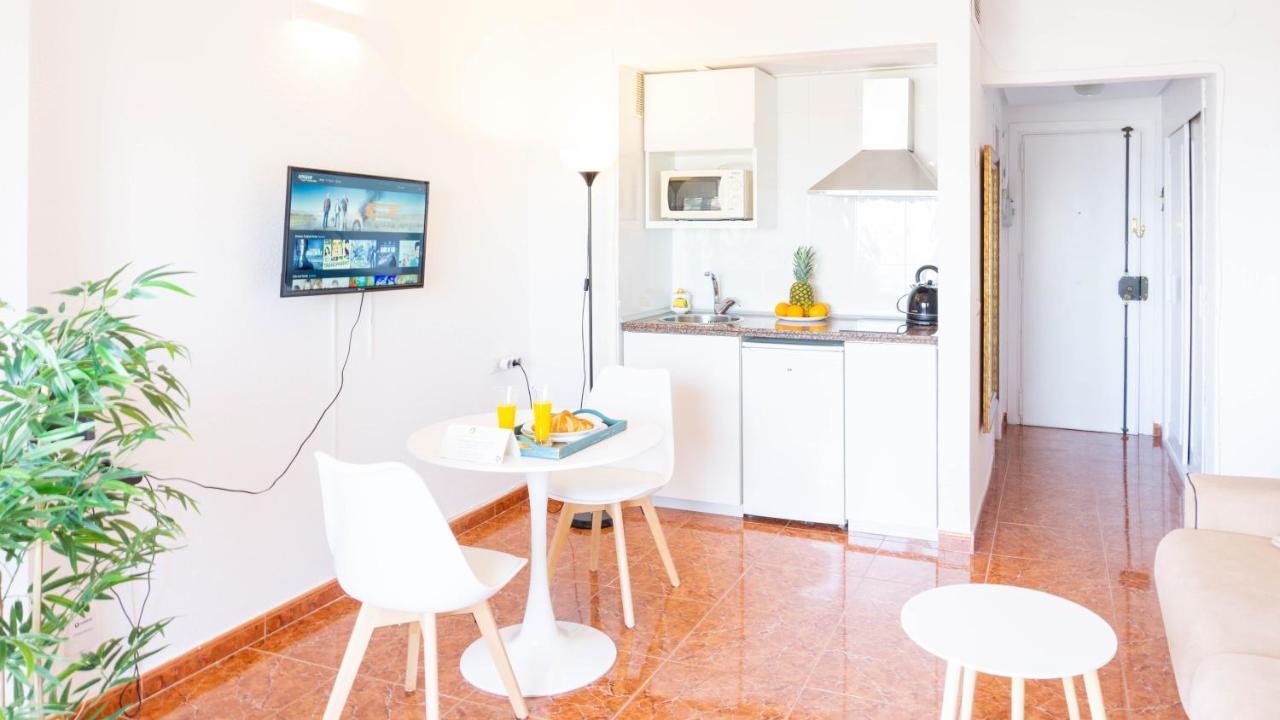 Estudio Playa Con Parking Malaga *