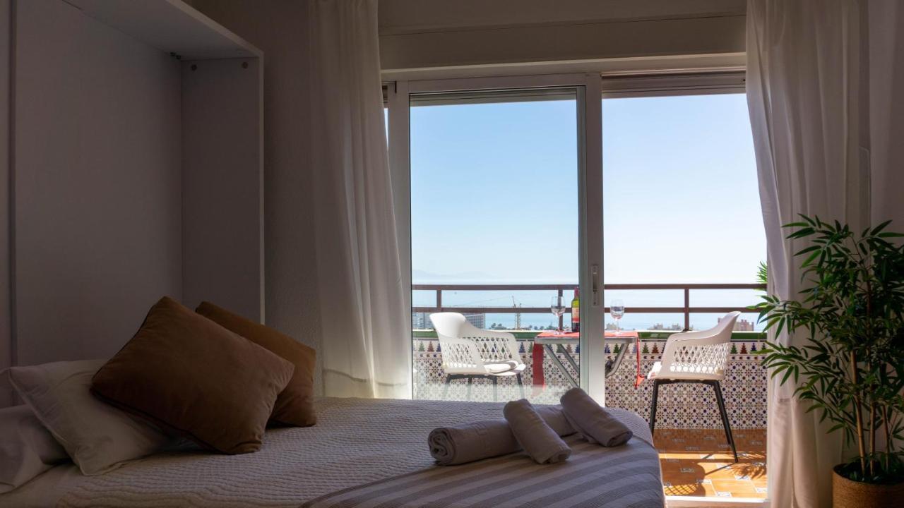 Estudio Playa Con Parking Malaga *